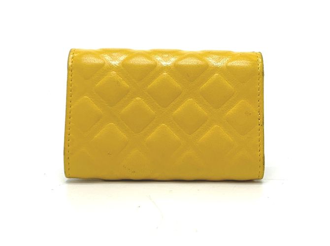 Llaveiro de cuero amarillo Chanel - vista 2