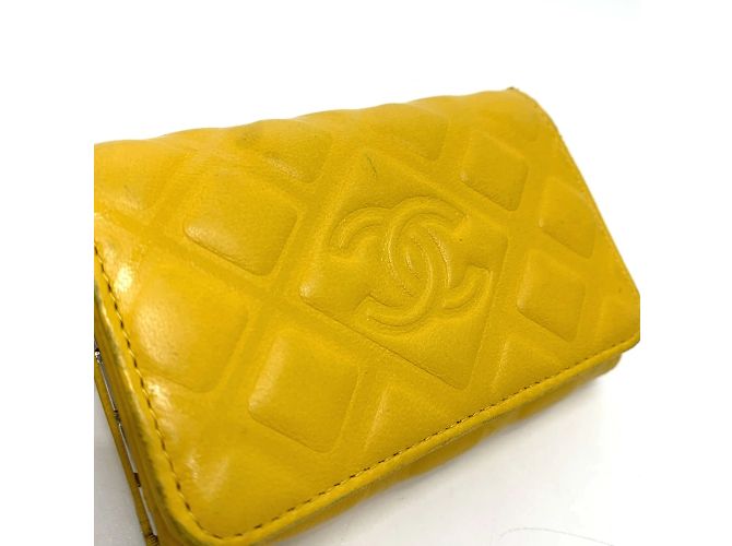 Llaveiro de cuero amarillo Chanel - vista 7
