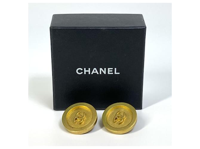 Timeless Orecchini rotondi Chanel CC Mark Circle D'oro - vista 11