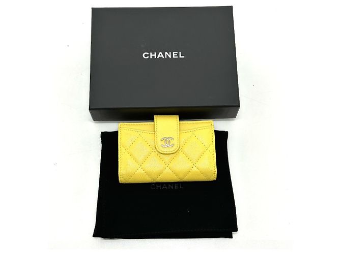 Monedero Chanel AP1991 CC Mark Amarillo - vista 16