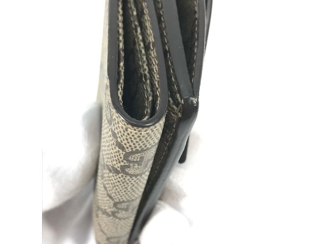 Billetera Trifold Gucci Beige - vista 9