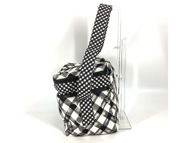 Borsa a spalla in tessuto bianco Chanel - vista 2