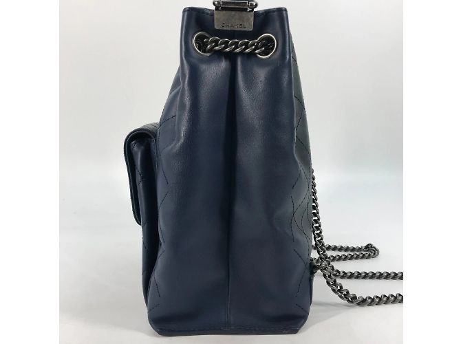 Borsa a spalla in pelle blu Chanel - vista 3
