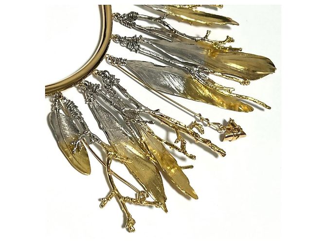 Collana choker V essenziale in piume Louis Vuitton D'oro - vista 3