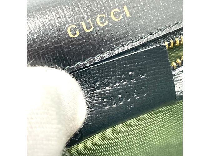 Borsa a spalla in pelle nera GG Marmont 589474 di Gucci Nero - vista 10