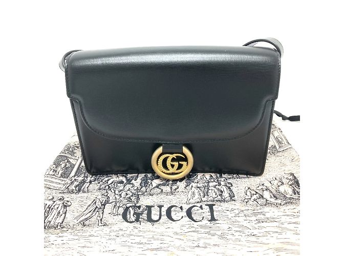 Borsa a spalla in pelle nera GG Marmont 589474 di Gucci Nero - vista 12