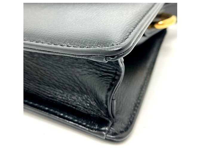 Borsa a spalla in pelle nera GG Marmont 589474 di Gucci Nero - vista 3