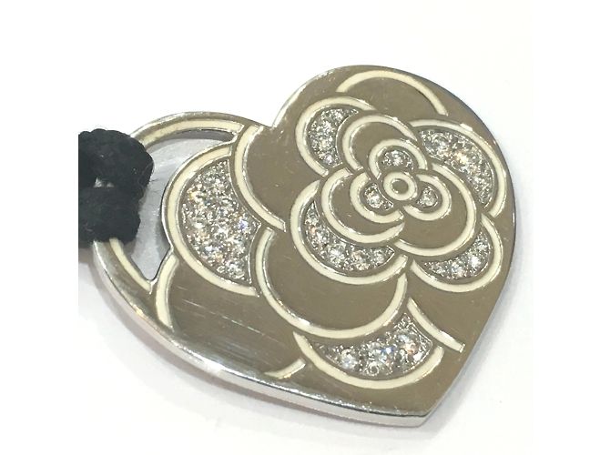 Collana Choker Camelia di Chanel Argento - vista 6