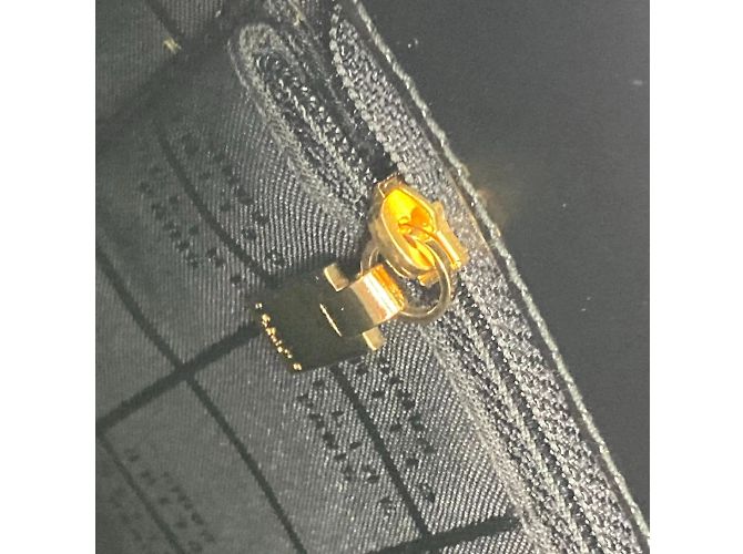 Céline Borsa a Spalla Kisslock di Celine Nero - vista 14