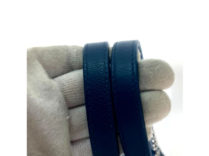 Borsa a spalla in pelle blu navy Chanel - vista 10
