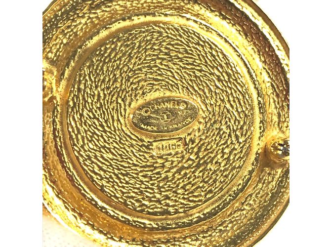 Spilla rotonda vintage Cambon di Chanel D'oro - vista 10