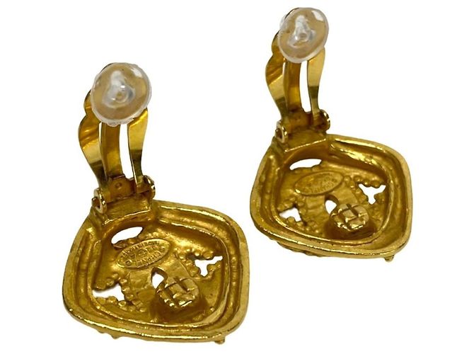 Orecchini a clip dorati Chanel 96A D'oro - vista 4