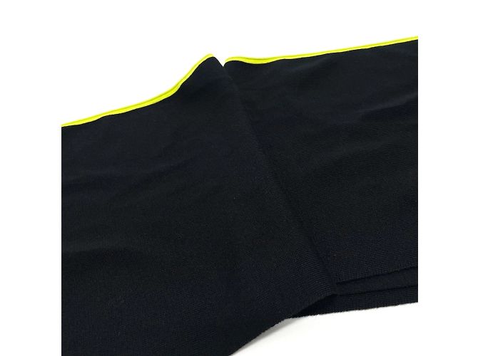 Sciarpa sportiva Chanel in nero e verde fluorescente - vista 3