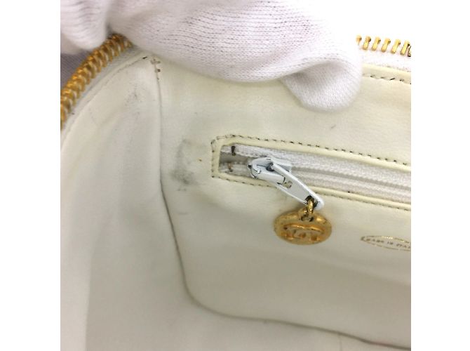 Borsa a Spalla Chanel CC Mark Vanity Bianco - vista 13