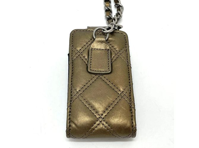 Chanel A32475 Matelassé Multi Case Mini Borsa a Spalla con Catena D'oro - vista 2