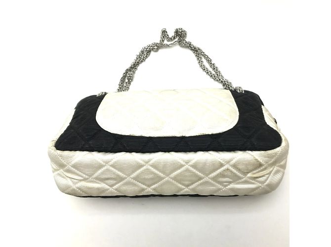 Timeless Borsa a spalla trapuntata Chanel Nero - vista 3