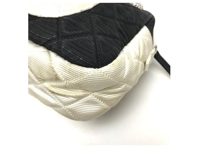 Timeless Borsa a spalla trapuntata Chanel Nero - vista 4