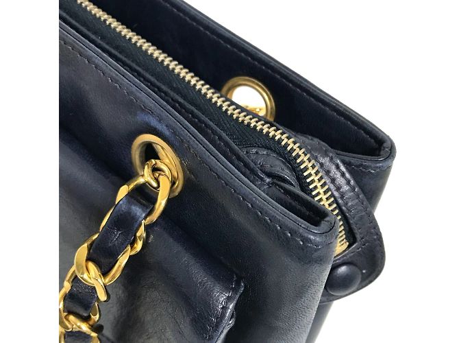 Borsa a spalla in pelle blu navy Chanel - vista 10