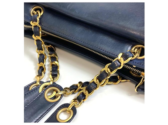 Borsa a spalla in pelle blu navy Chanel - vista 11