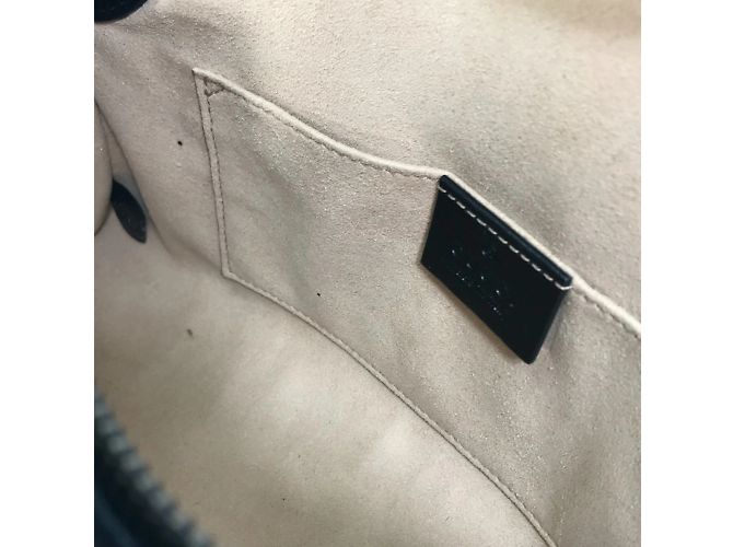 Borsa a Spalla GG Marmont 524620 di Gucci Nero - vista 15