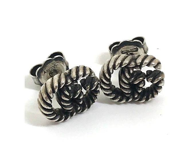 Orecchini in argento con logo GG Marmont di Gucci - vista 5
