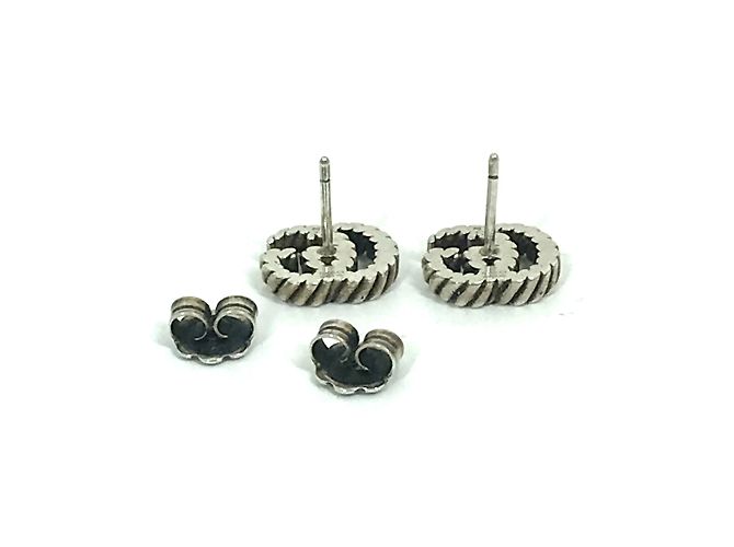 Orecchini in argento con logo GG Marmont di Gucci - vista 7