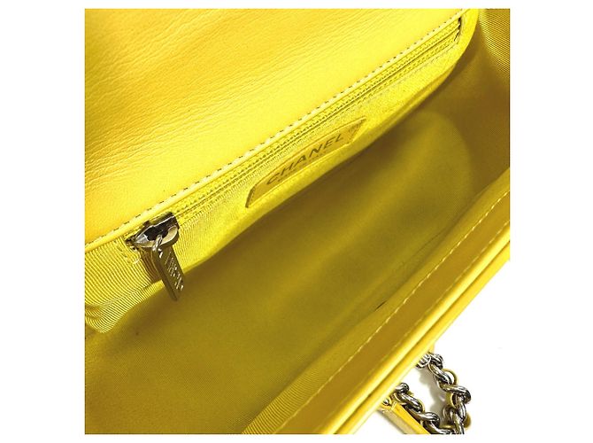 Borsa a spalla in pelle gialla Chanel Giallo - vista 10