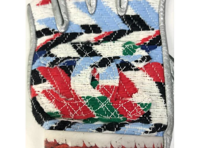 Guanti caldi argento e rosso Chanel 16S - vista 10