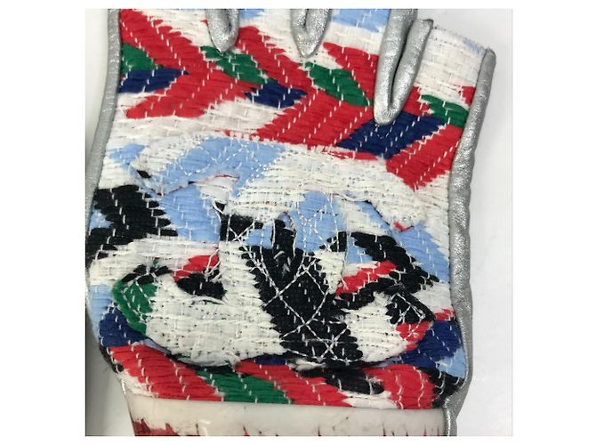 Guanti caldi argento e rosso Chanel 16S - vista 11