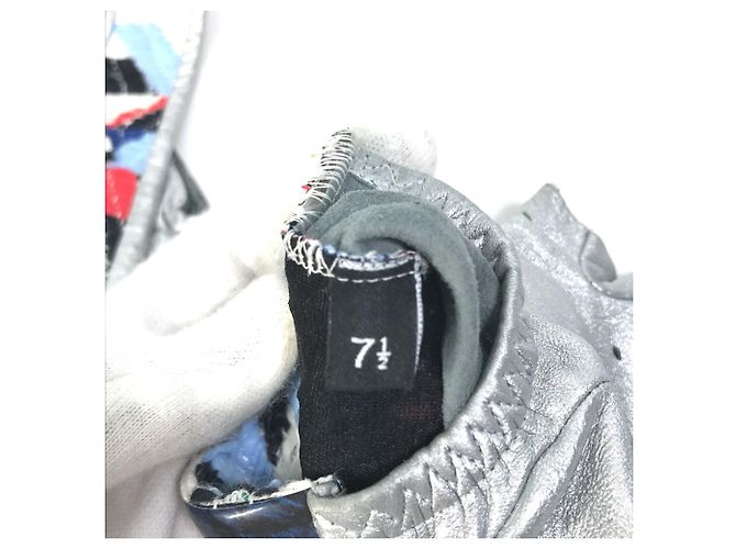 Guanti caldi argento e rosso Chanel 16S - vista 3