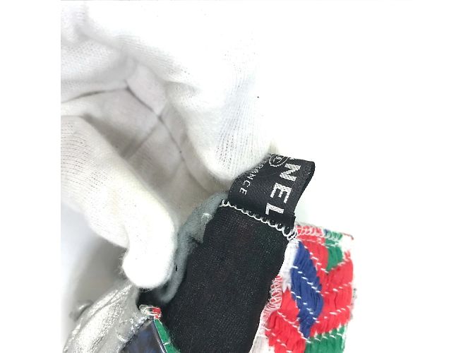 Guanti caldi argento e rosso Chanel 16S - vista 5
