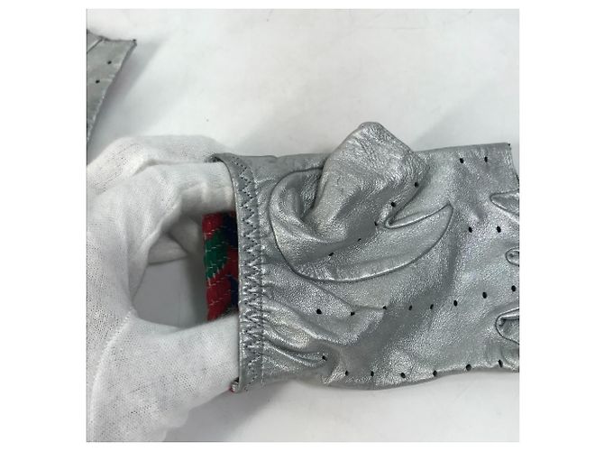 Guanti caldi argento e rosso Chanel 16S - vista 7