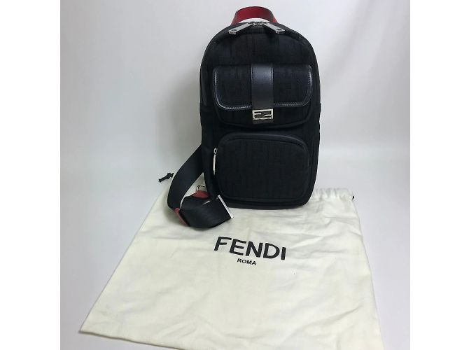 Borsa a spalla nera Fendi 7VZ049 Nero - vista 11