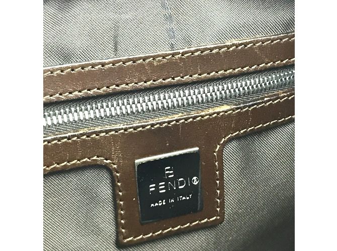 Borsa a mano Duffle Mini Fendi Marrone - vista 9