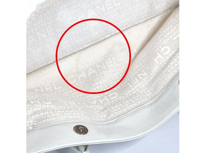 Executive Bolsa executiva Chanel em couro caviar branco - vista 12