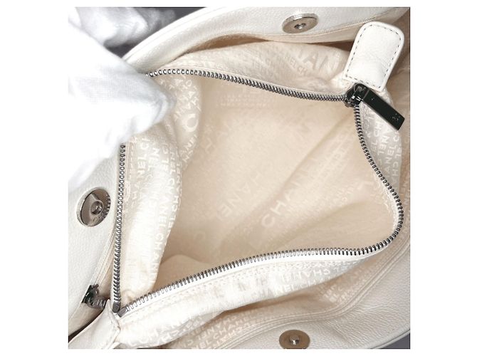 Executive Bolsa executiva Chanel em couro caviar branco - vista 9