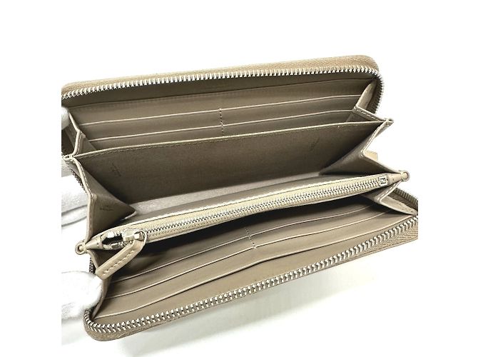 Fendi Beige Leather Long Wallet - view 9