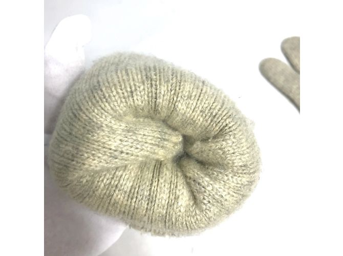 Beige warme Handschuhe von Chanel - Ansicht 5