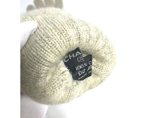 Beige warme Handschuhe von Chanel - Ansicht 6