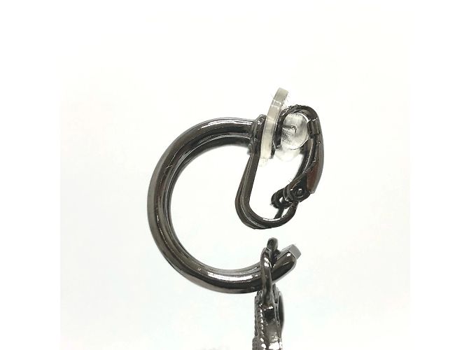 Orecchini a clip Chanel CC Mark A17S neri Nero - vista 7
