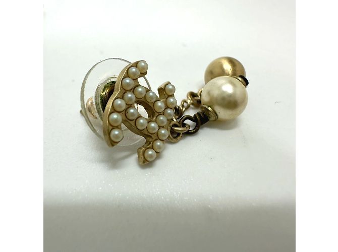 Timeless Orecchini in oro Chanel CC Mark 05A D'oro - vista 3