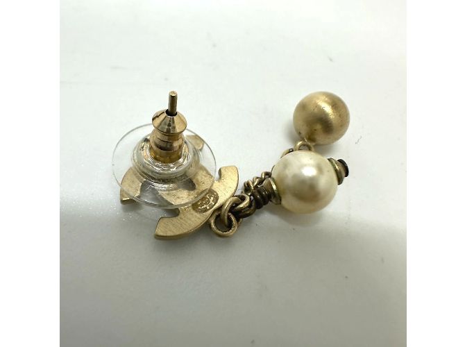 Timeless Orecchini in oro Chanel CC Mark 05A D'oro - vista 4