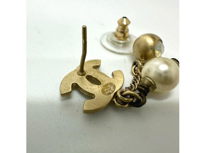 Timeless Orecchini in oro Chanel CC Mark 05A D'oro - vista 5