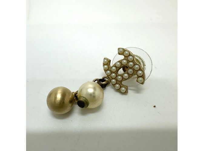 Timeless Orecchini in oro Chanel CC Mark 05A D'oro - vista 7