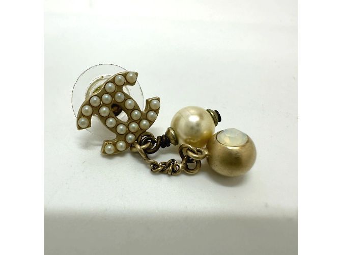 Timeless Orecchini in oro Chanel CC Mark 05A D'oro - vista 8