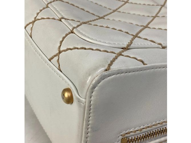 Chanel Vintage Mini Duffle Tasche Weiß - Ansicht 11