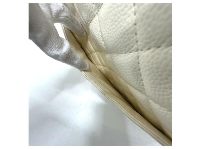 Borsa a mano matelassé Chanel CC Mark Bianco - vista 14