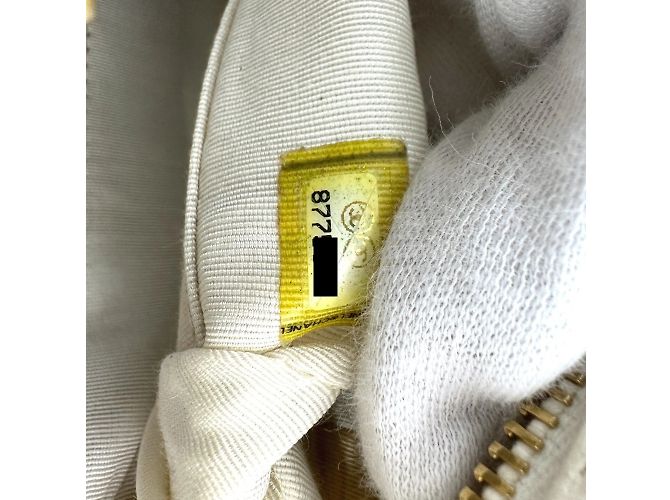 Borsa a mano matelassé Chanel CC Mark Bianco - vista 15