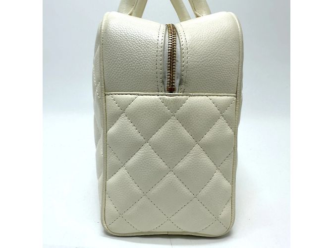 Borsa a mano matelassé Chanel CC Mark Bianco - vista 4