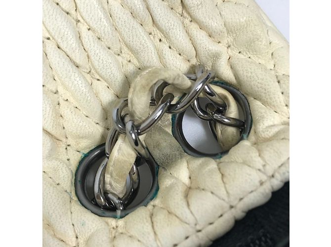 Borsa a spalla in pelle bianca Chanel Bianco - vista 15